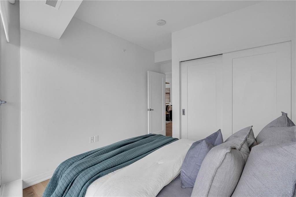 805 Carling Avenue - Photo 11