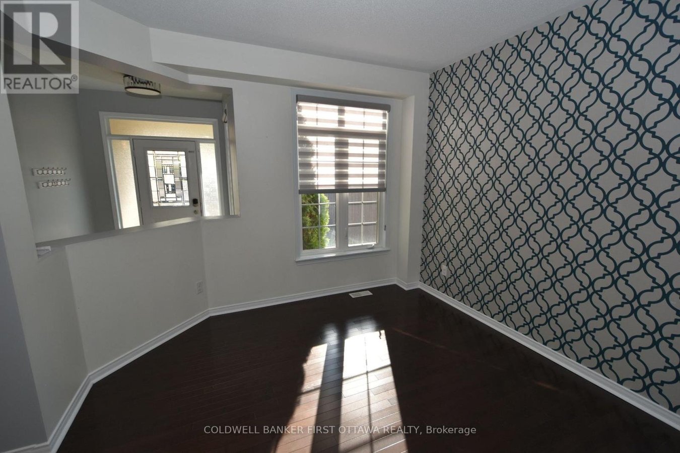 413 BLACKLEAF DRIVE - Photo 2