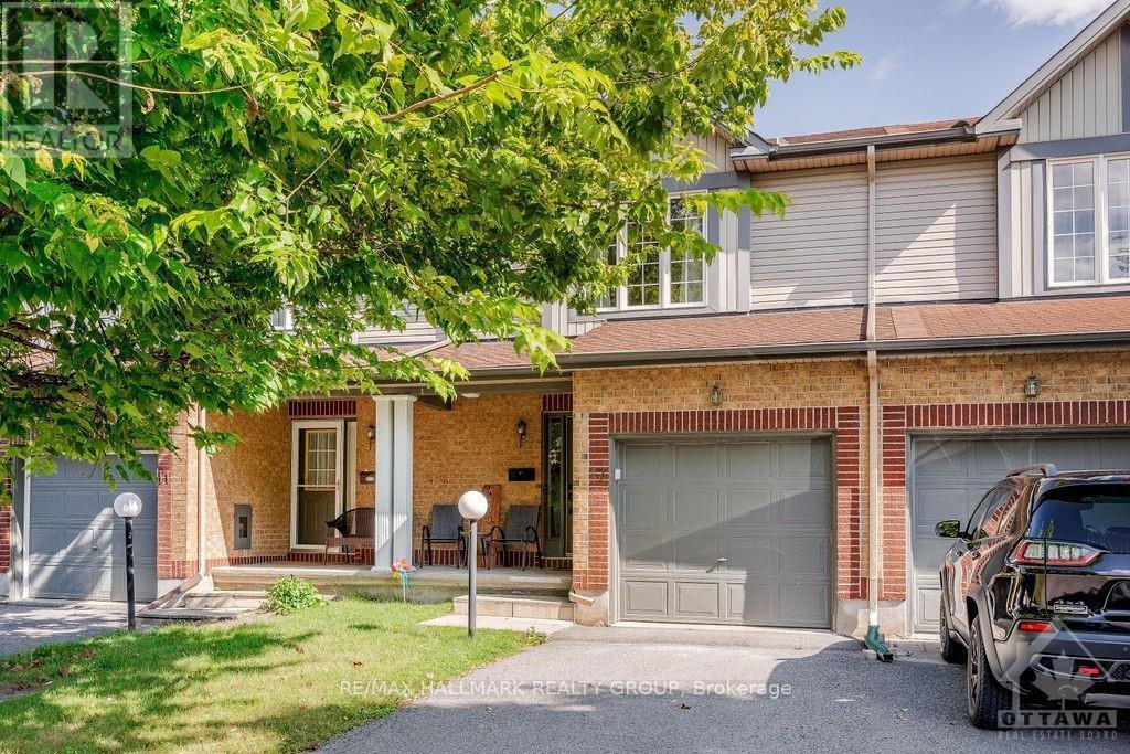 13 UPNEY DRIVE - Photo 1