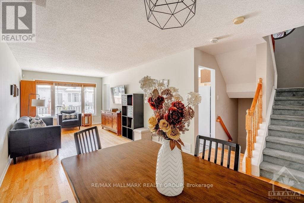 13 UPNEY DRIVE - Photo 5