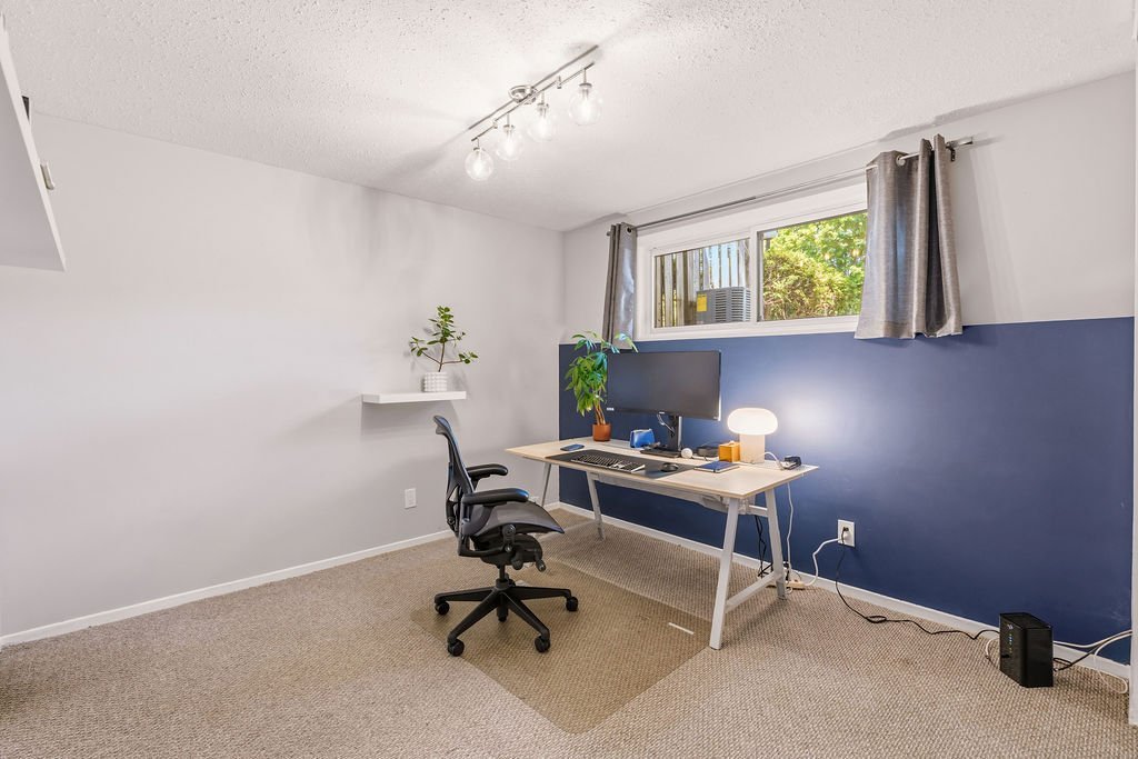 409 Montfort Street - Photo 26