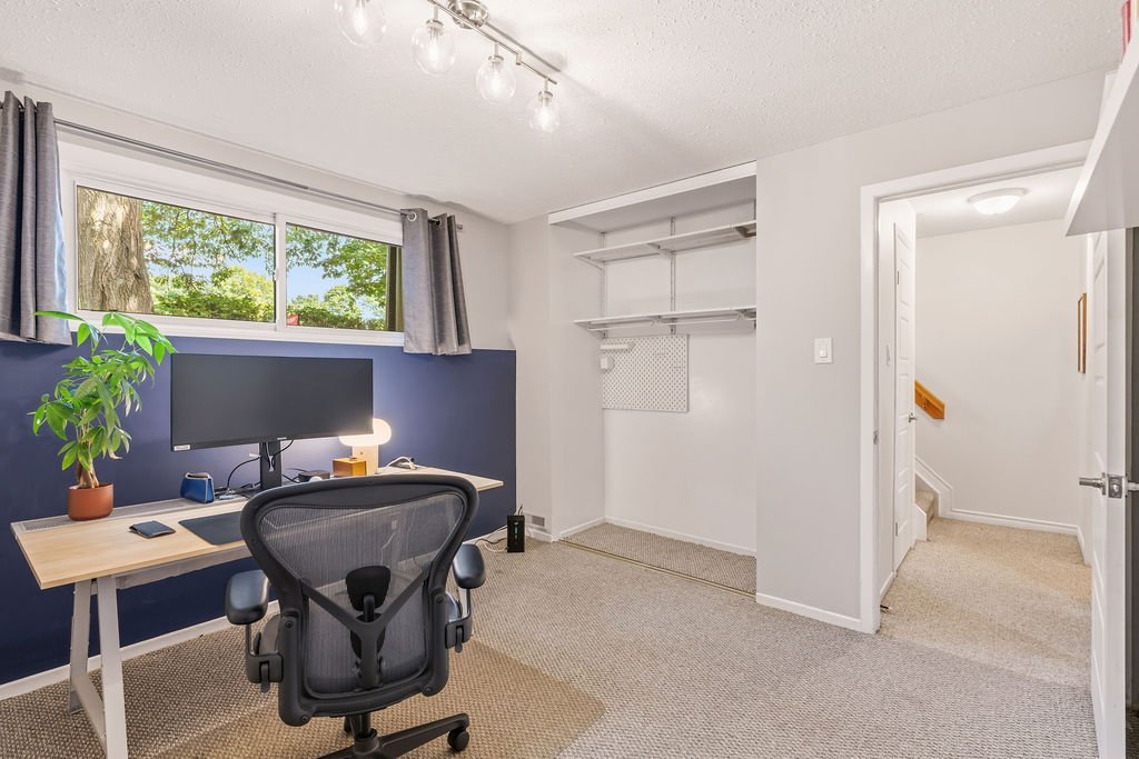 409 Montfort Street - Photo 27