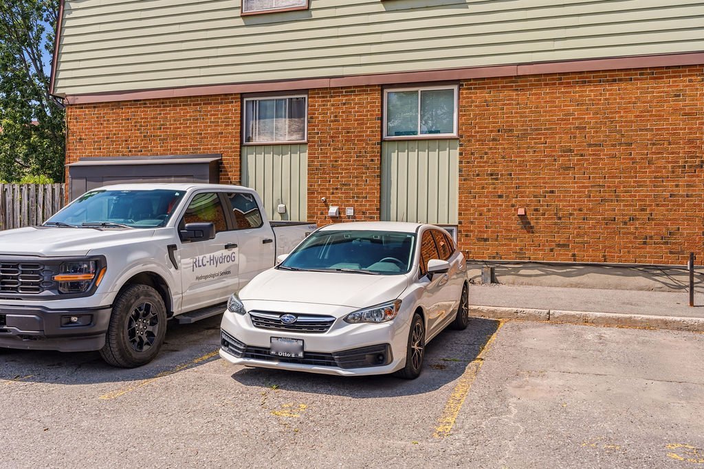 409 Montfort Street - Photo 30