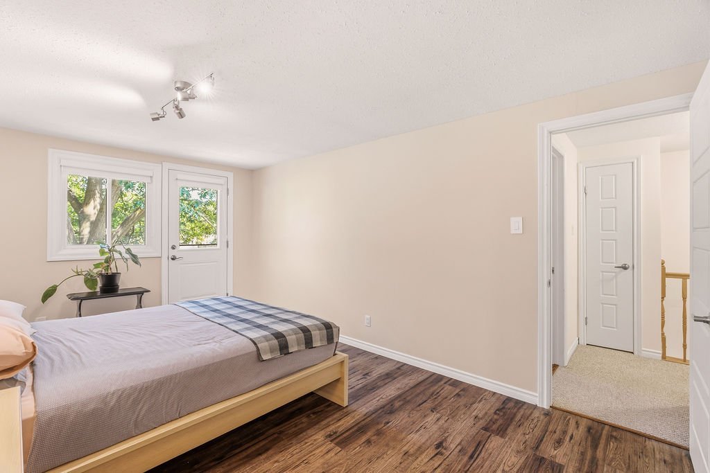 409 Montfort Street - Photo 20