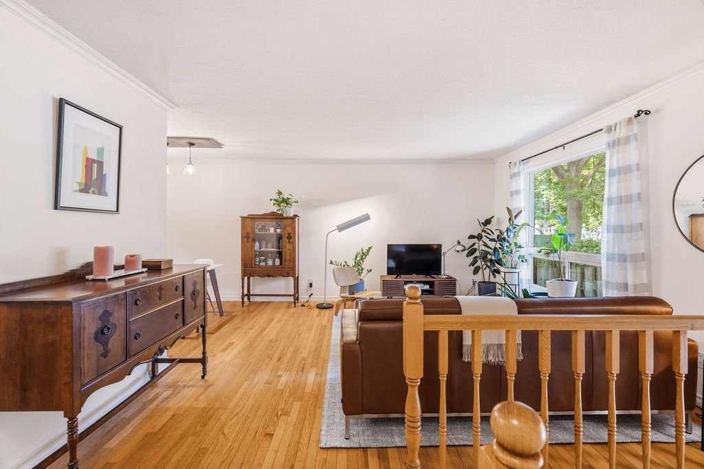 409 Montfort Street - Photo 6