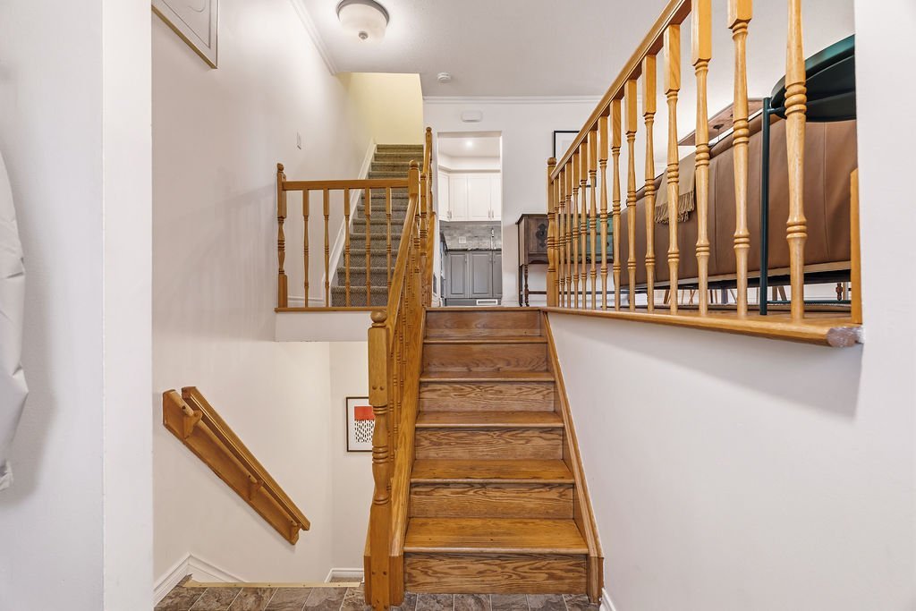 409 Montfort Street - Photo 4