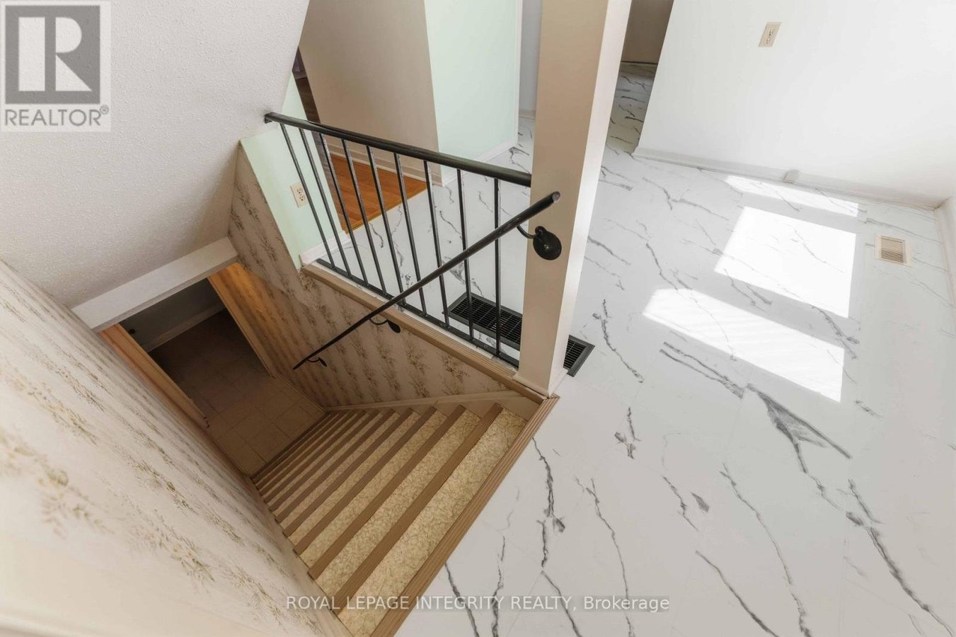 1842 PLAYFAIR DRIVE - Photo 10