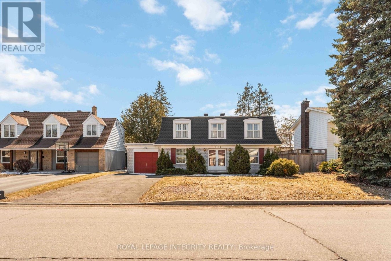 1842 PLAYFAIR DRIVE - Photo 1