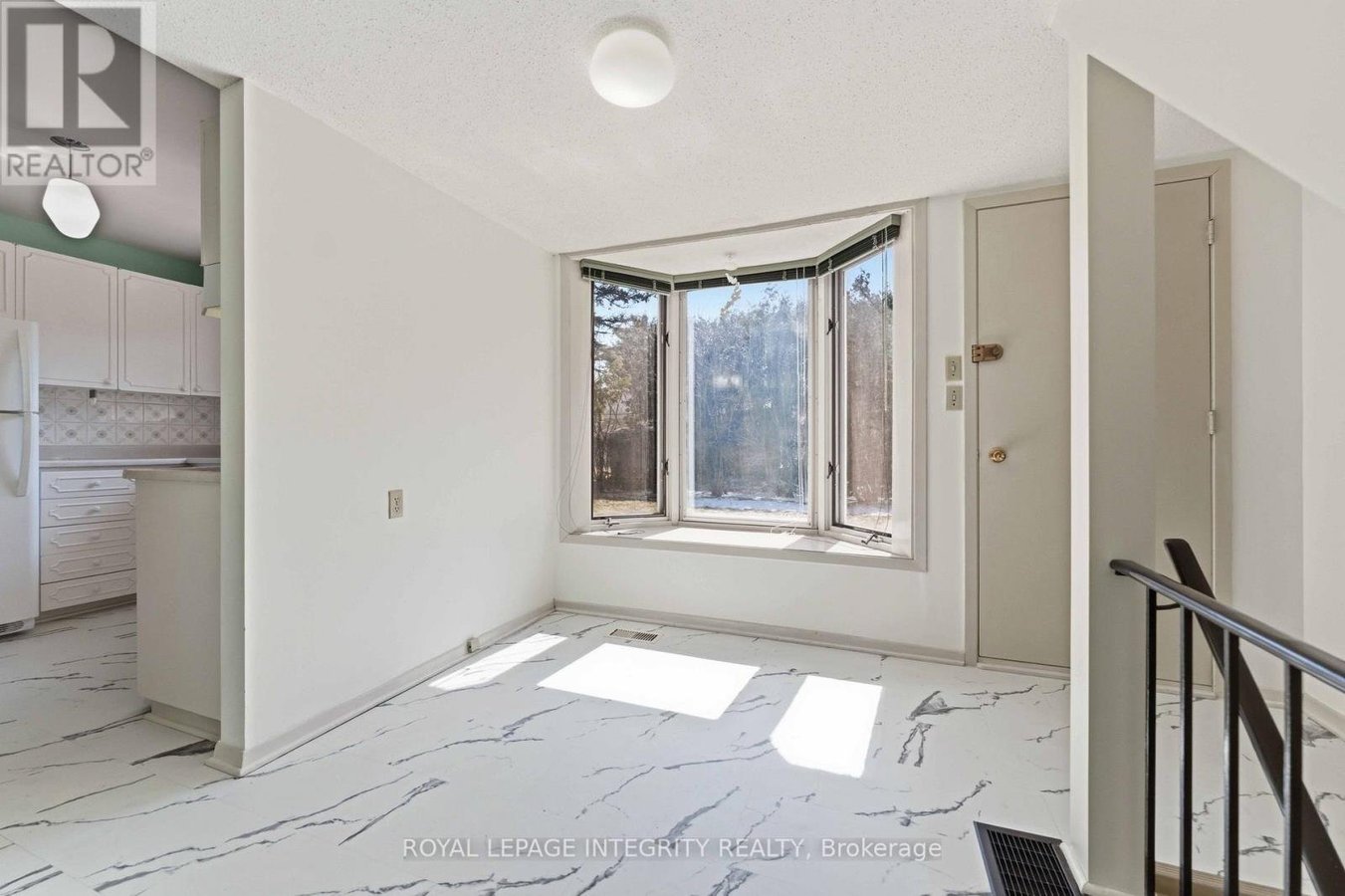 1842 PLAYFAIR DRIVE - Photo 12