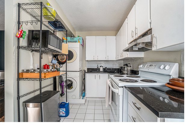 543 McLeod Street - Photo 16