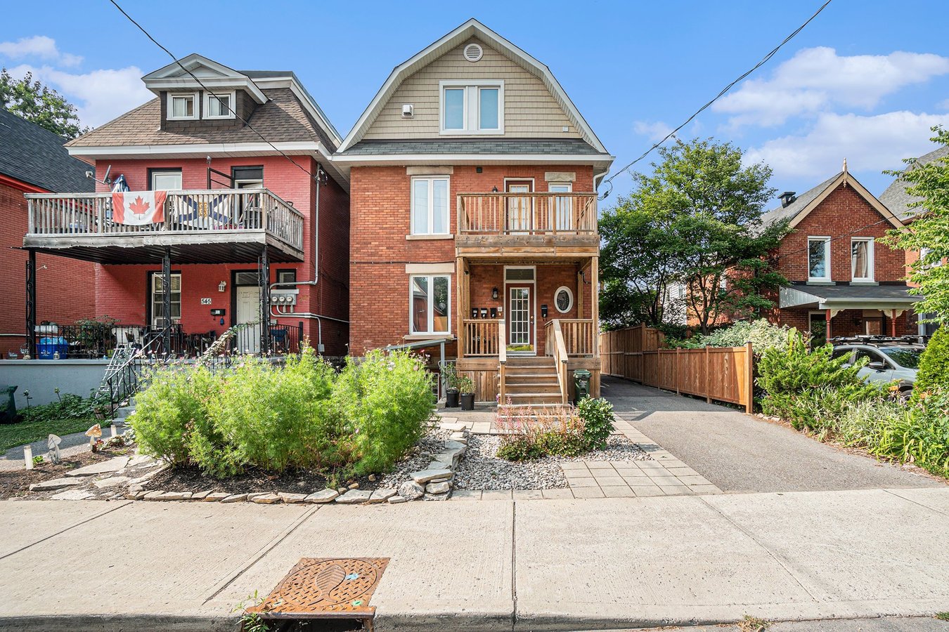 543 McLeod Street - Photo 1