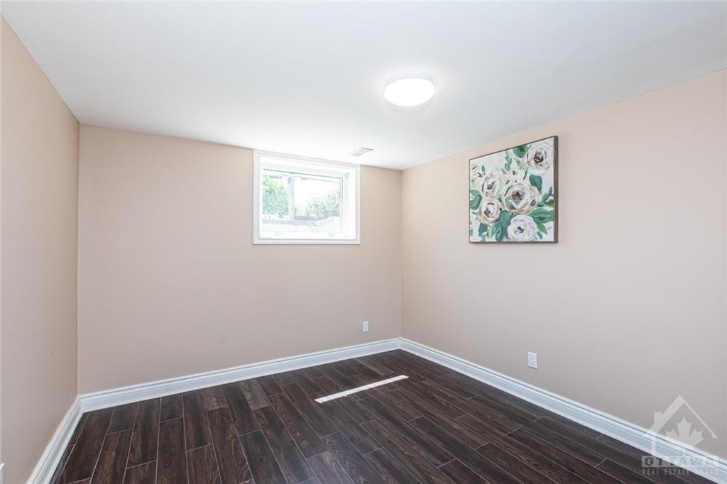 2674 Clarenda Street - Photo 8