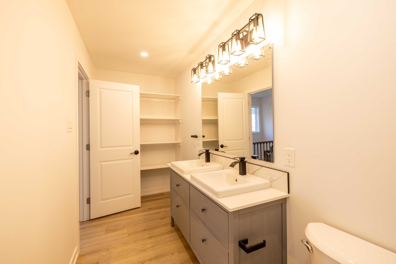 845 Dundee Avenue - Photo 9