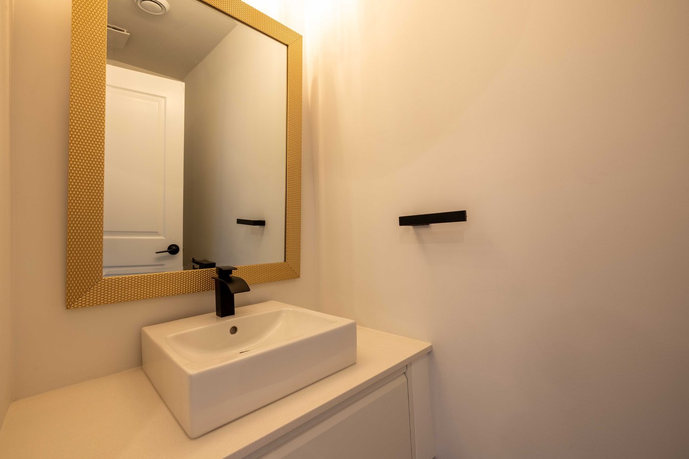 845 Dundee Avenue - Photo 14