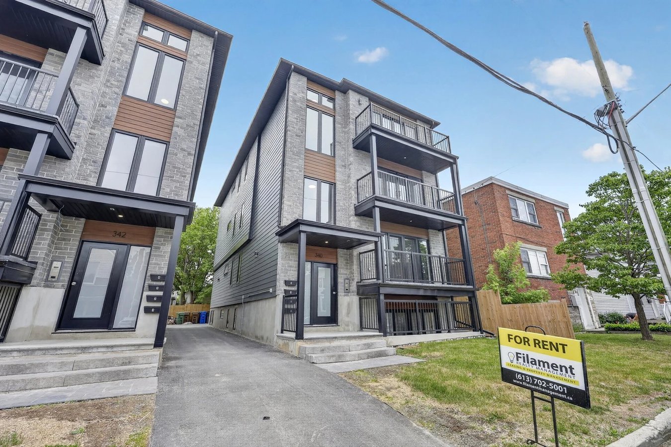 340 Shakespeare Street - Photo 2