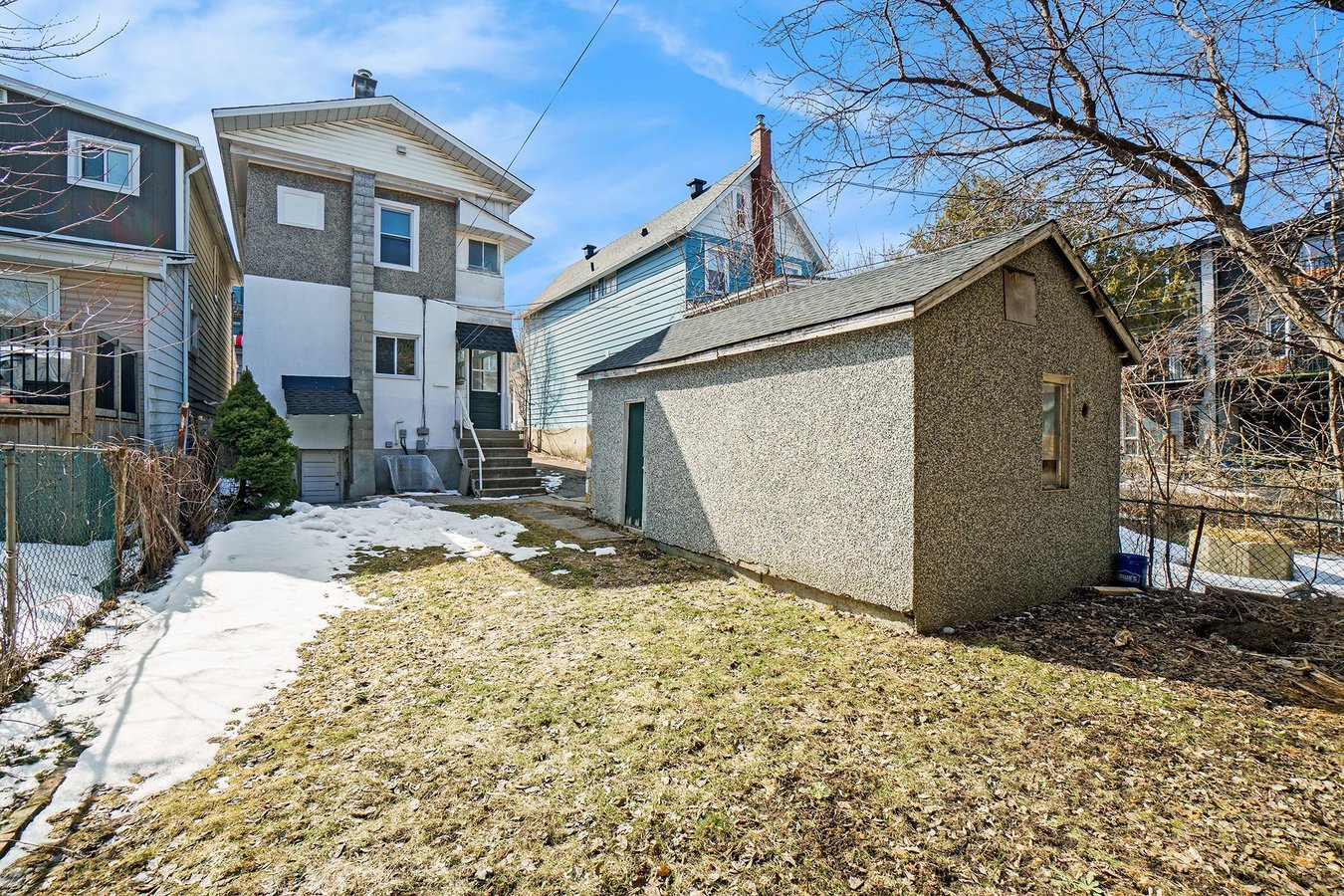 11 Champagne Avenue South - Photo 13