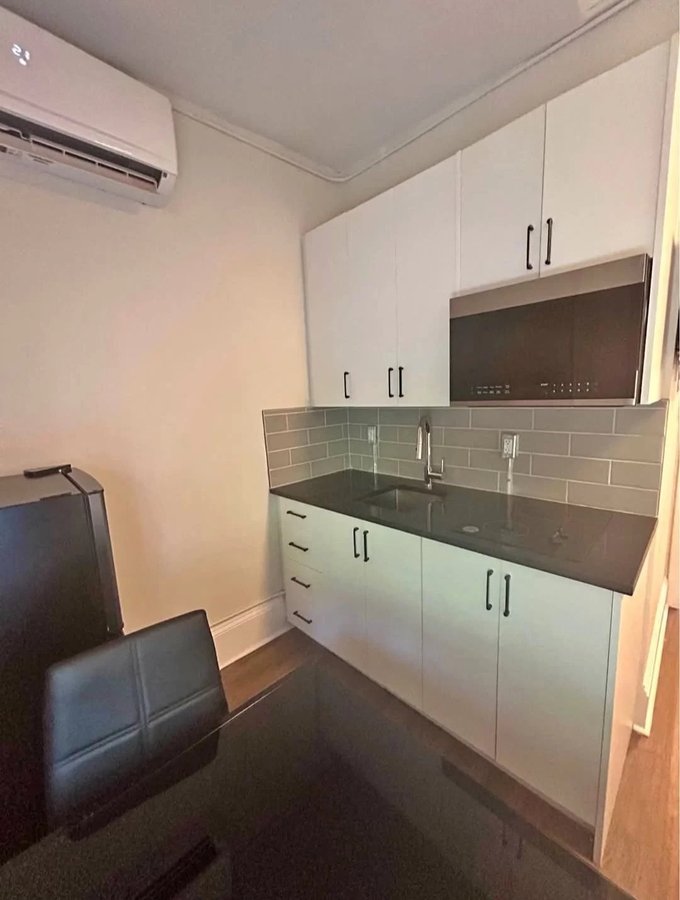 29 Russell Avenue - Photo 1