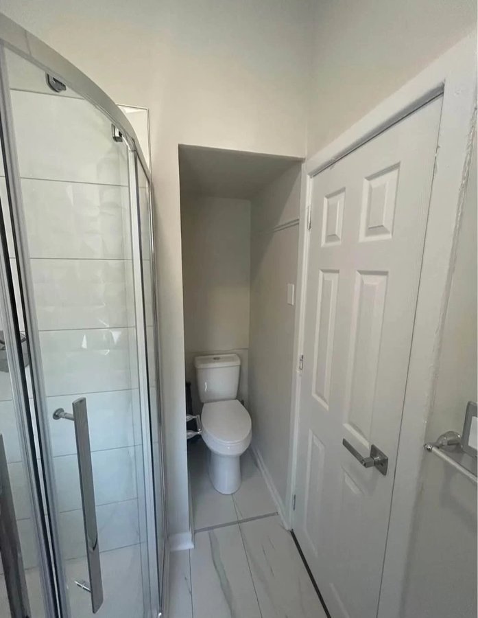 29 Russell Avenue - Photo 3