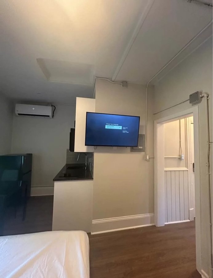29 Russell Avenue - Photo 8