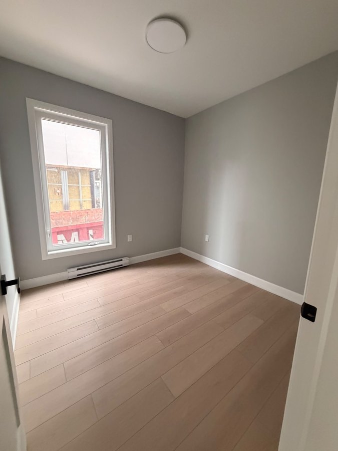 95 Henderson Avenue - Photo 13