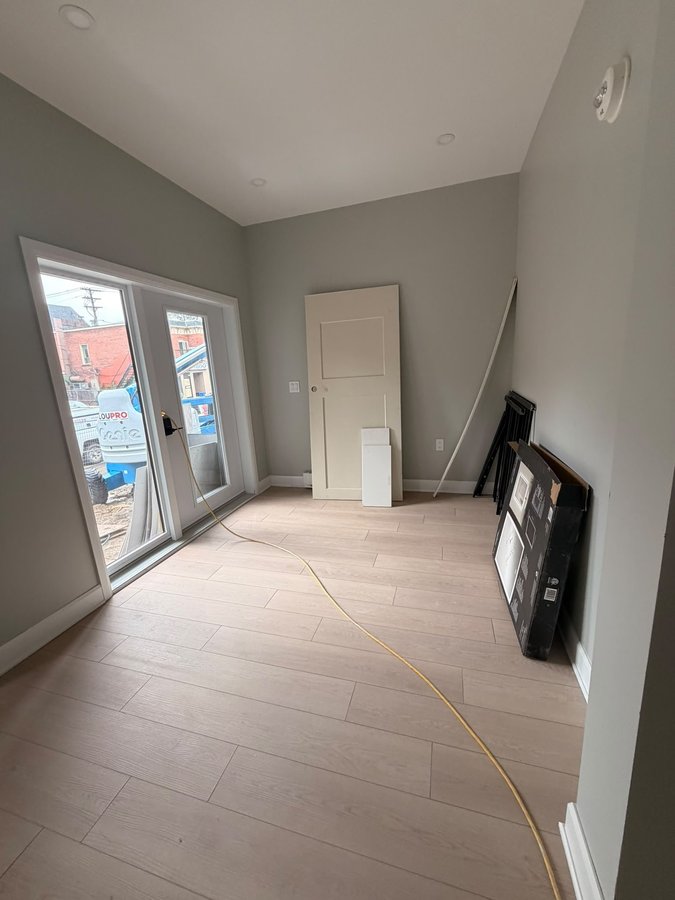95 Henderson Avenue - Photo 14