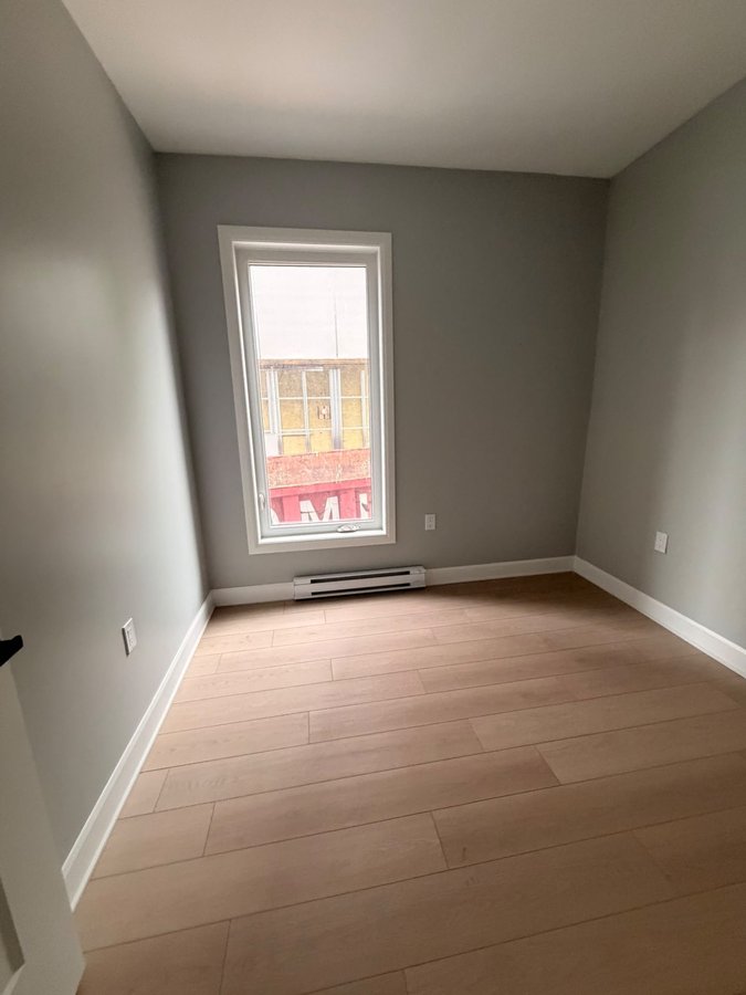 95 Henderson Avenue - Photo 4