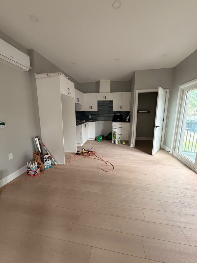 95 Henderson Avenue - Photo 3