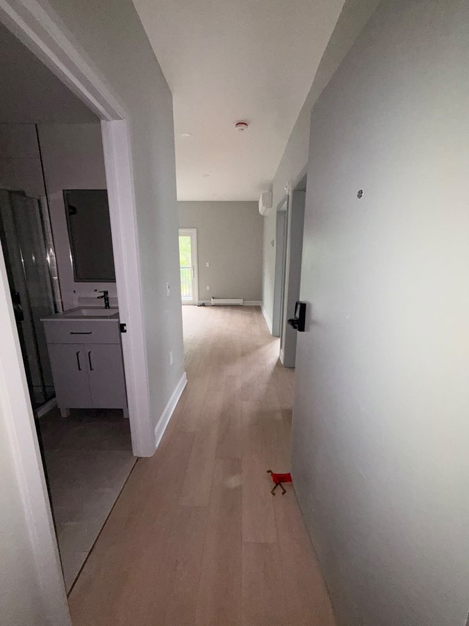 95 Henderson Avenue - Photo 6