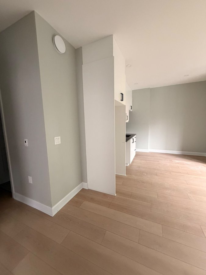 95 Henderson Avenue - Photo 8
