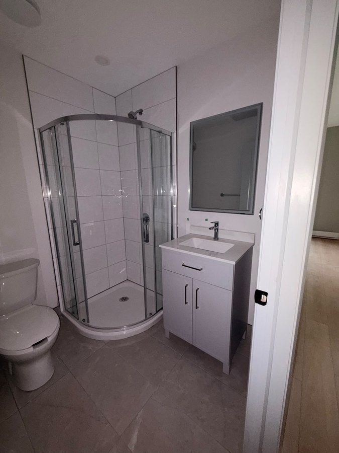 95 Henderson Avenue - Photo 12