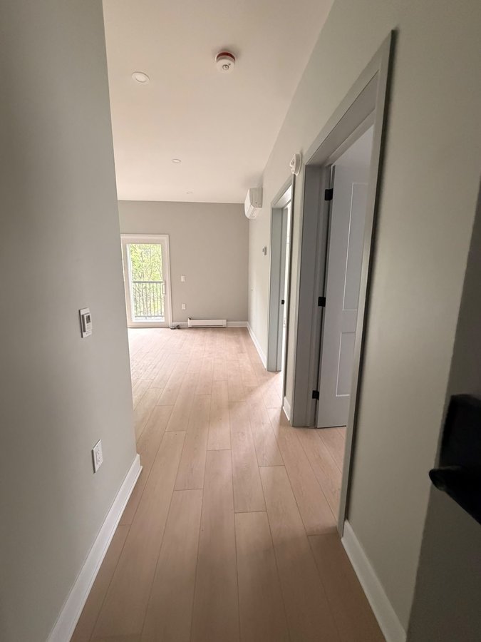 95 Henderson Avenue - Photo 13