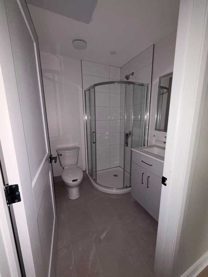 95 Henderson Avenue - Photo 14