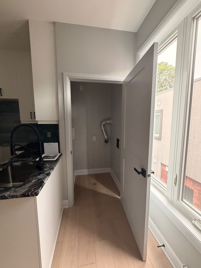 95 Henderson Avenue - Photo 5