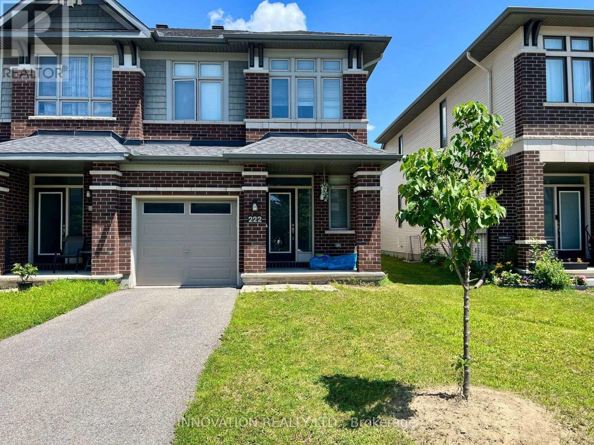 222 DOLCE CRESCENT - Photo 1