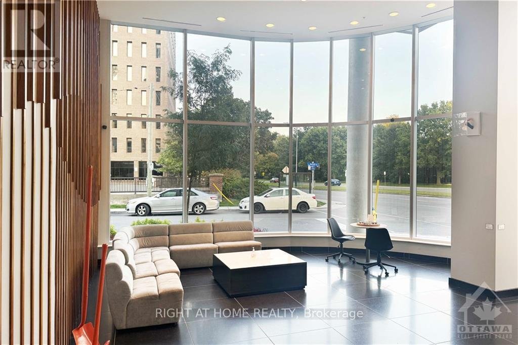 1308 - 805 CARLING AVENUE - Photo 3
