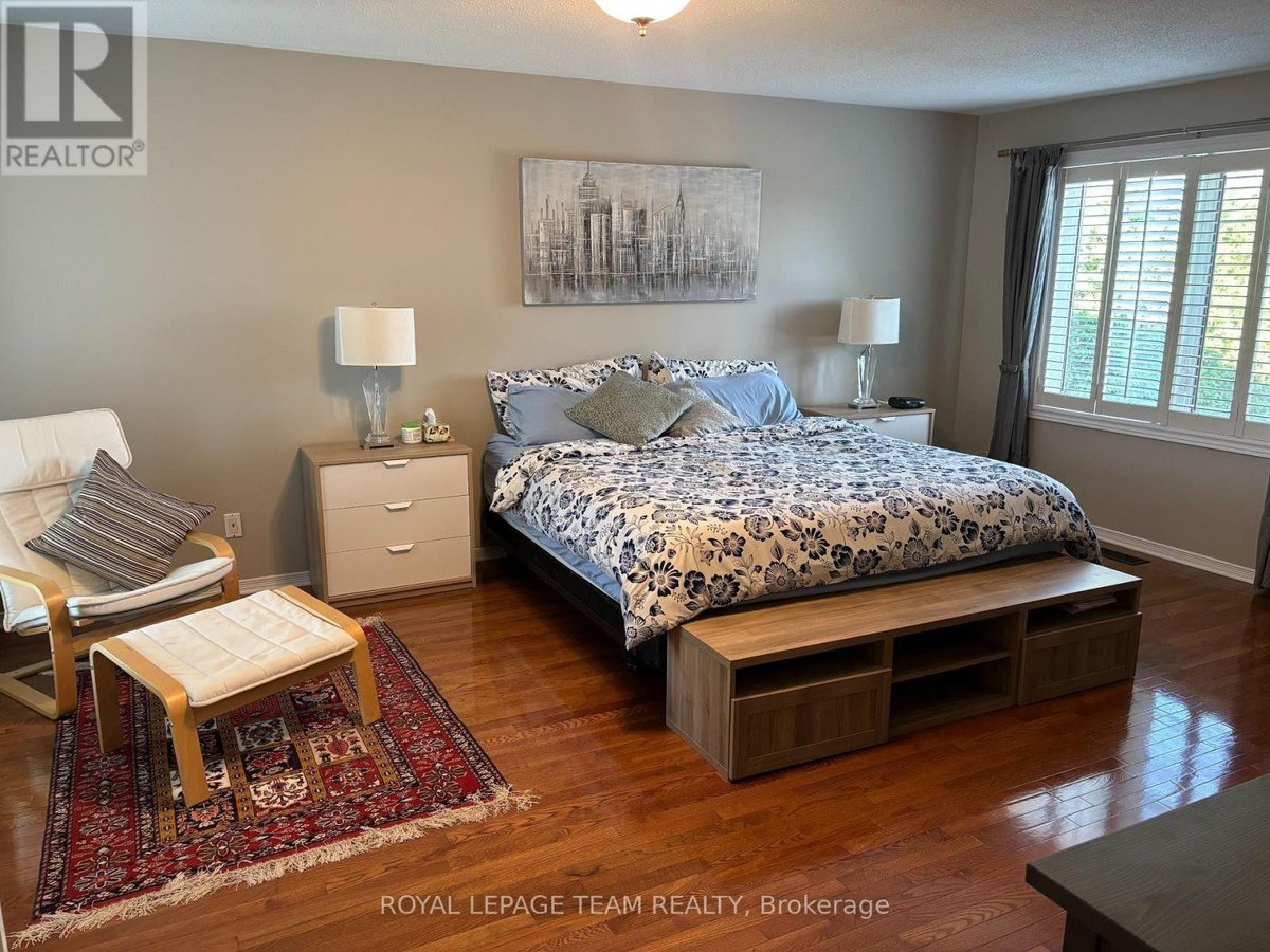 3 TOWER HILL CRESCENT - Photo 7