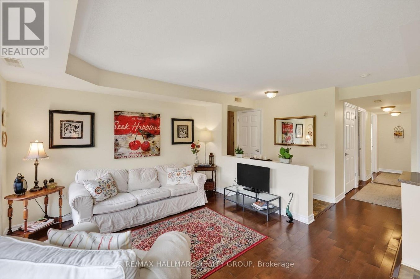 3 - 585 STONEFIELD PRIVATE - Photo 16