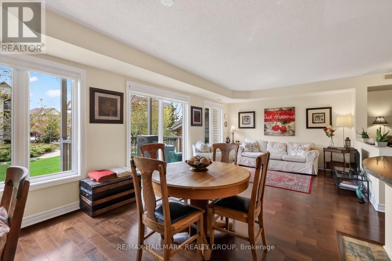 3 - 585 STONEFIELD PRIVATE - Photo 19