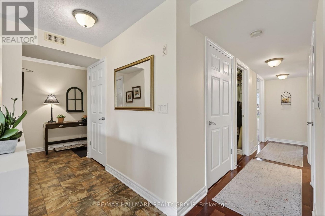 3 - 585 STONEFIELD PRIVATE - Photo 21