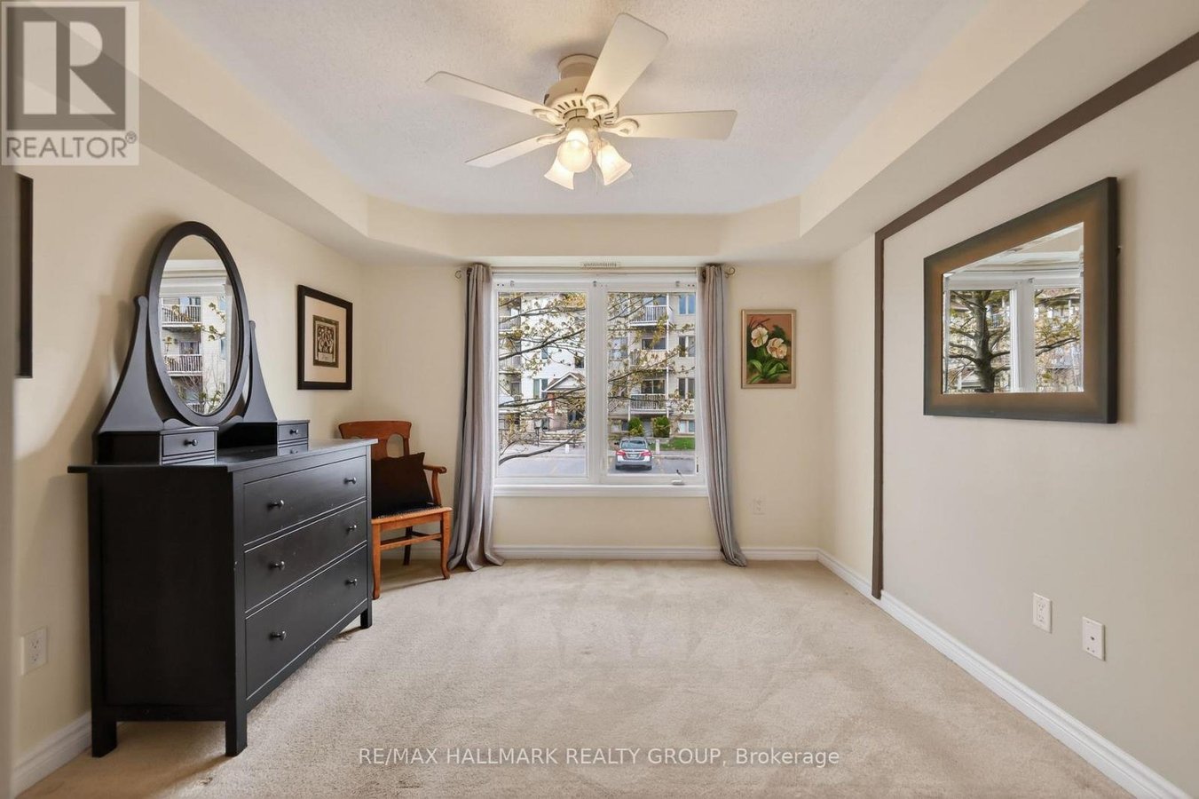 3 - 585 STONEFIELD PRIVATE - Photo 26