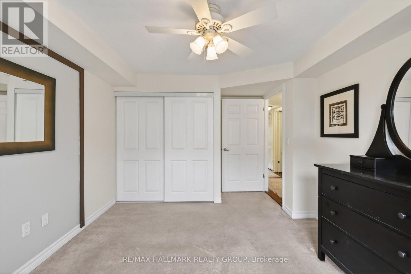 3 - 585 STONEFIELD PRIVATE - Photo 28
