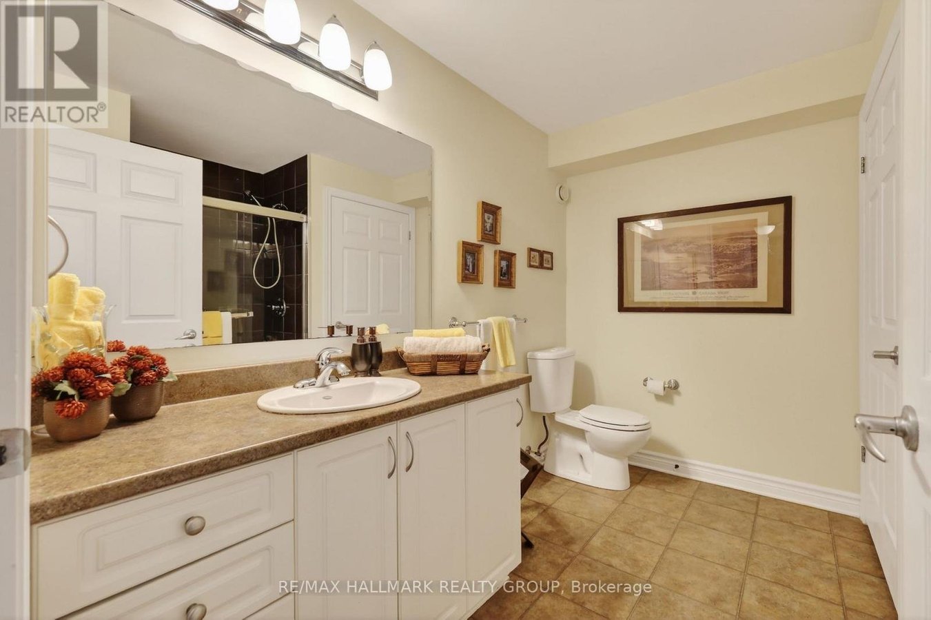 3 - 585 STONEFIELD PRIVATE - Photo 31