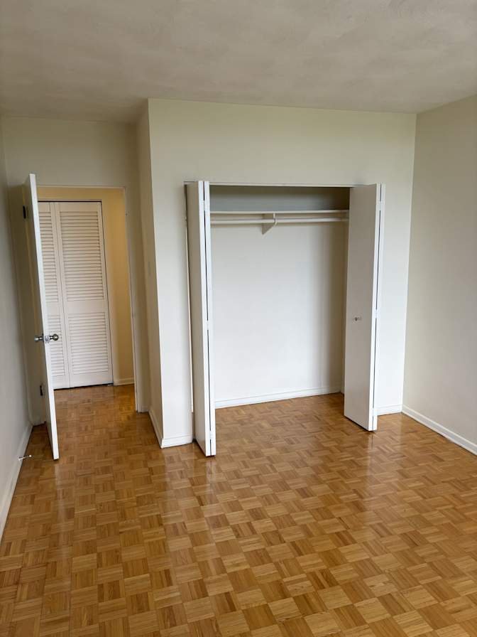 Frobisher Lane - Photo 3