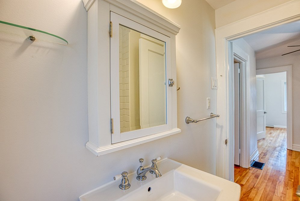 413 Holland Avenue - Photo 35