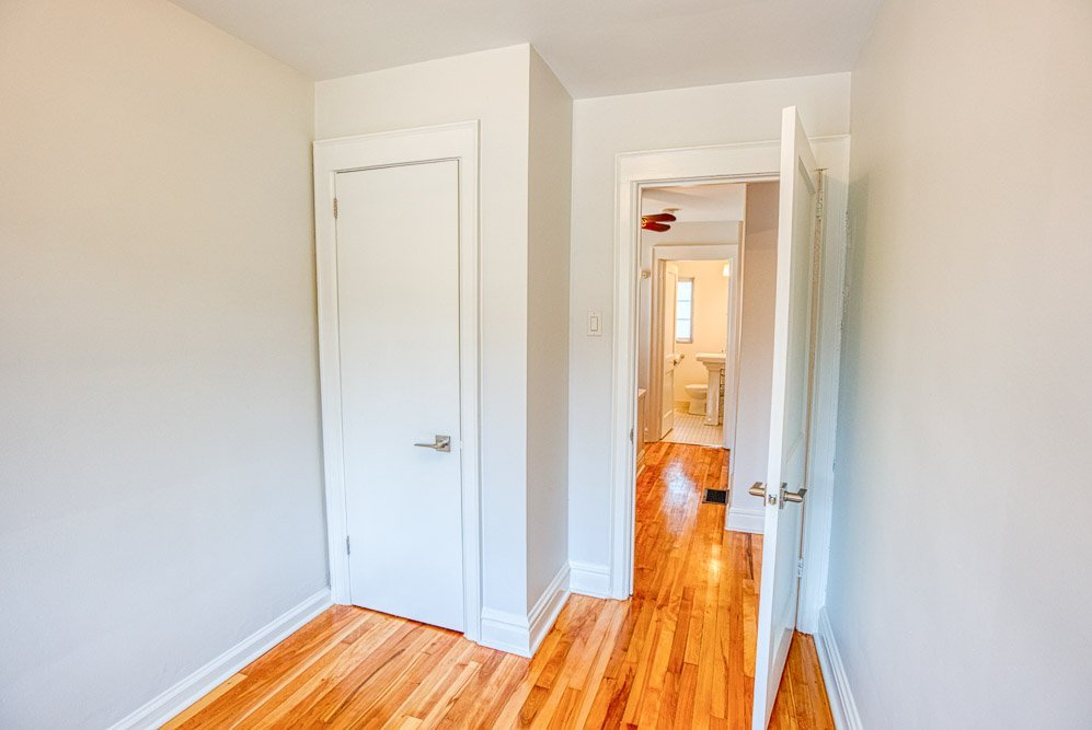 413 Holland Avenue - Photo 29