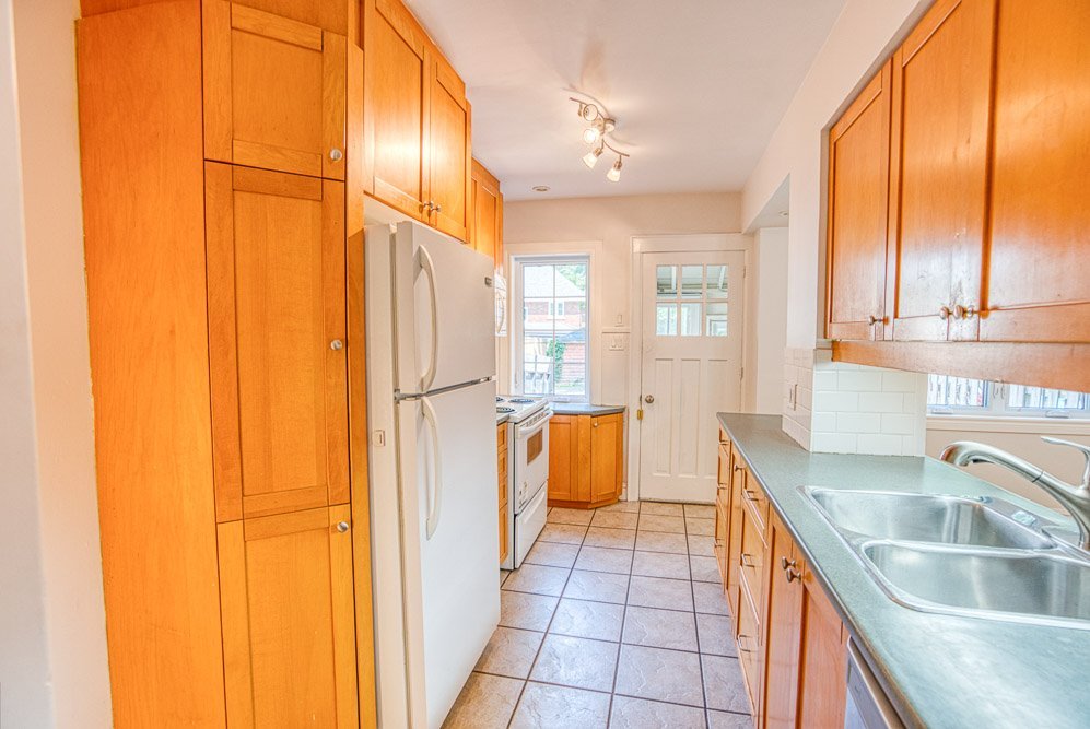 413 Holland Avenue - Photo 14