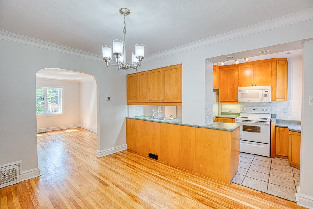 413 Holland Avenue - Photo 10
