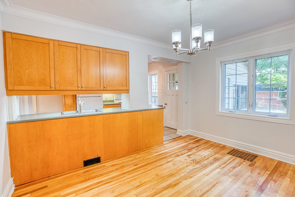 413 Holland Avenue - Photo 8