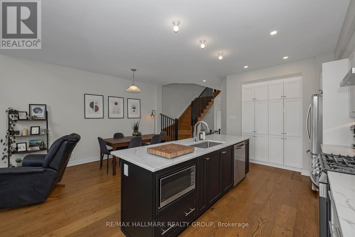208 BIG DIPPER STREET E - Photo 11