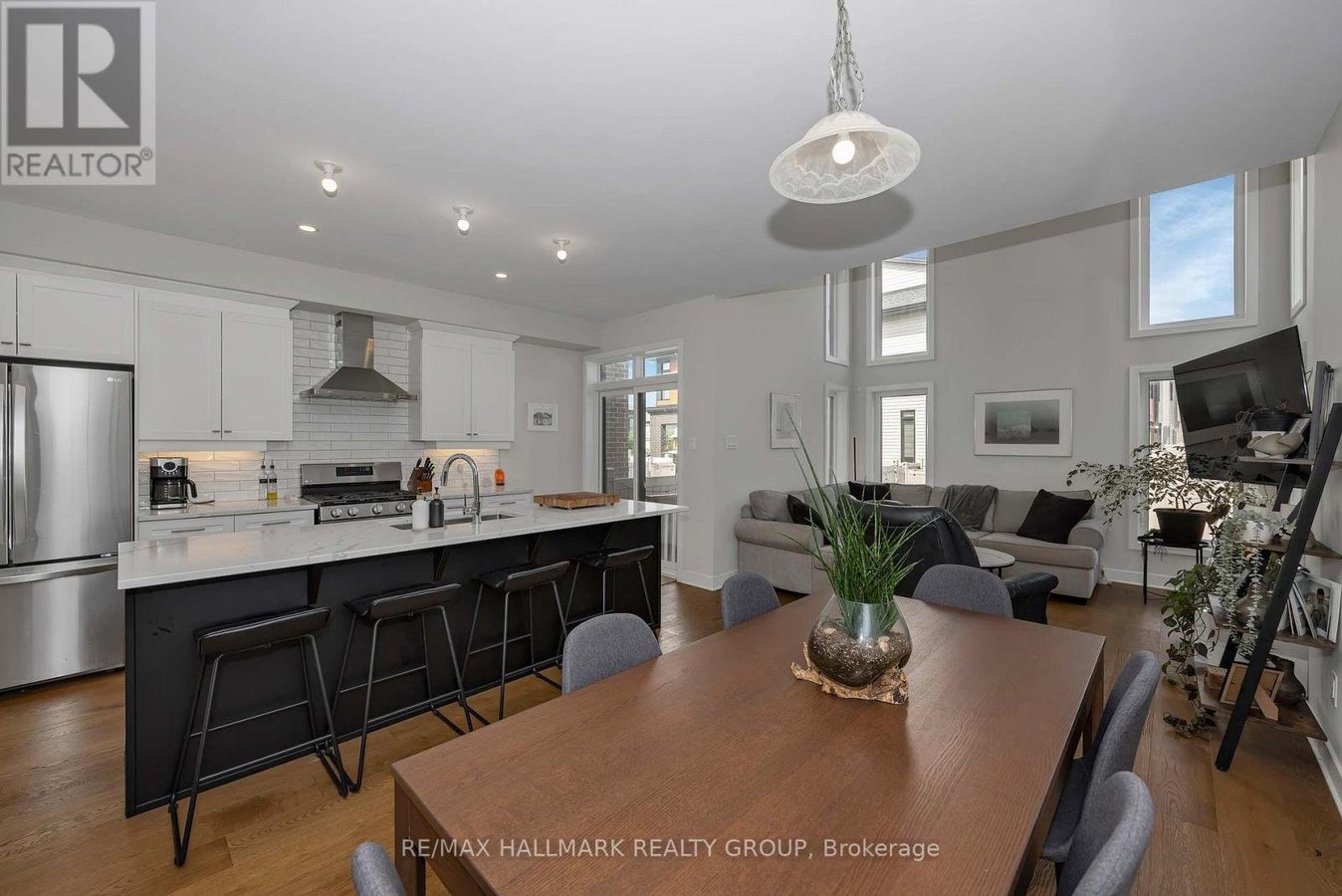 208 BIG DIPPER STREET E - Photo 15